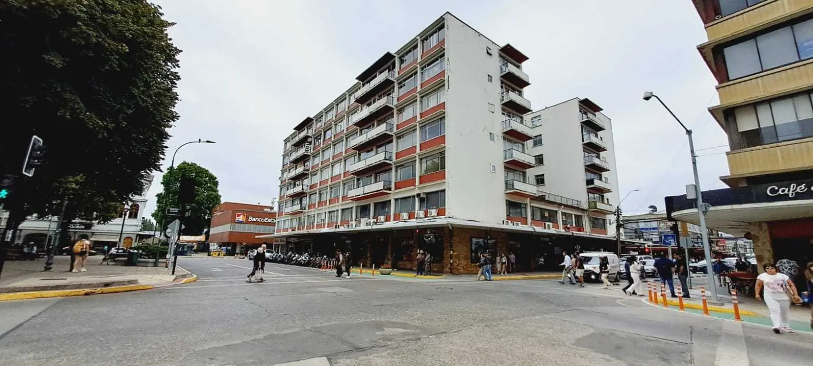 Se vende amplia oficina en pleno centro de la ciudad