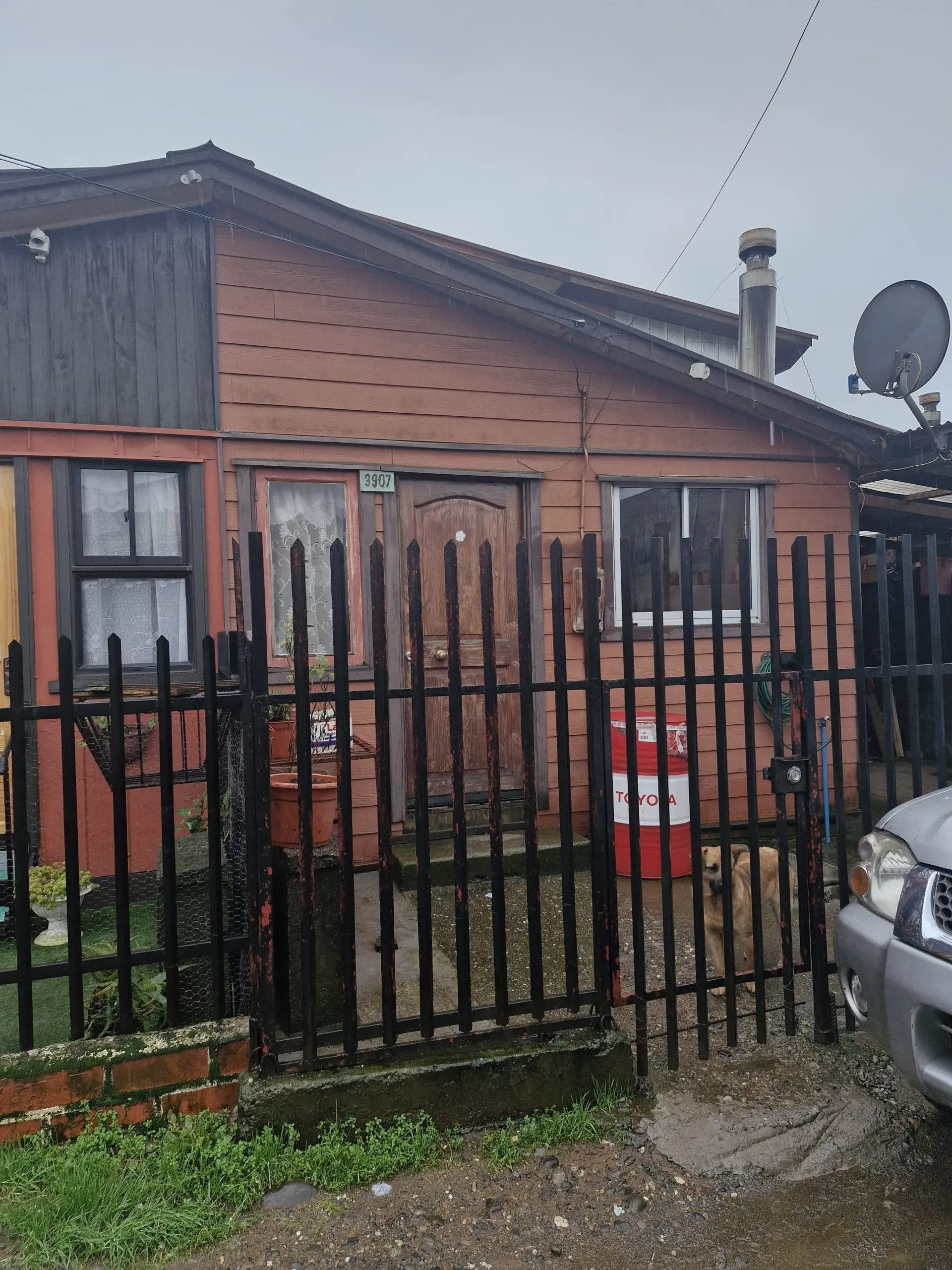 Vendo casa pareada de dos pisos en Villa Los Alcaldes