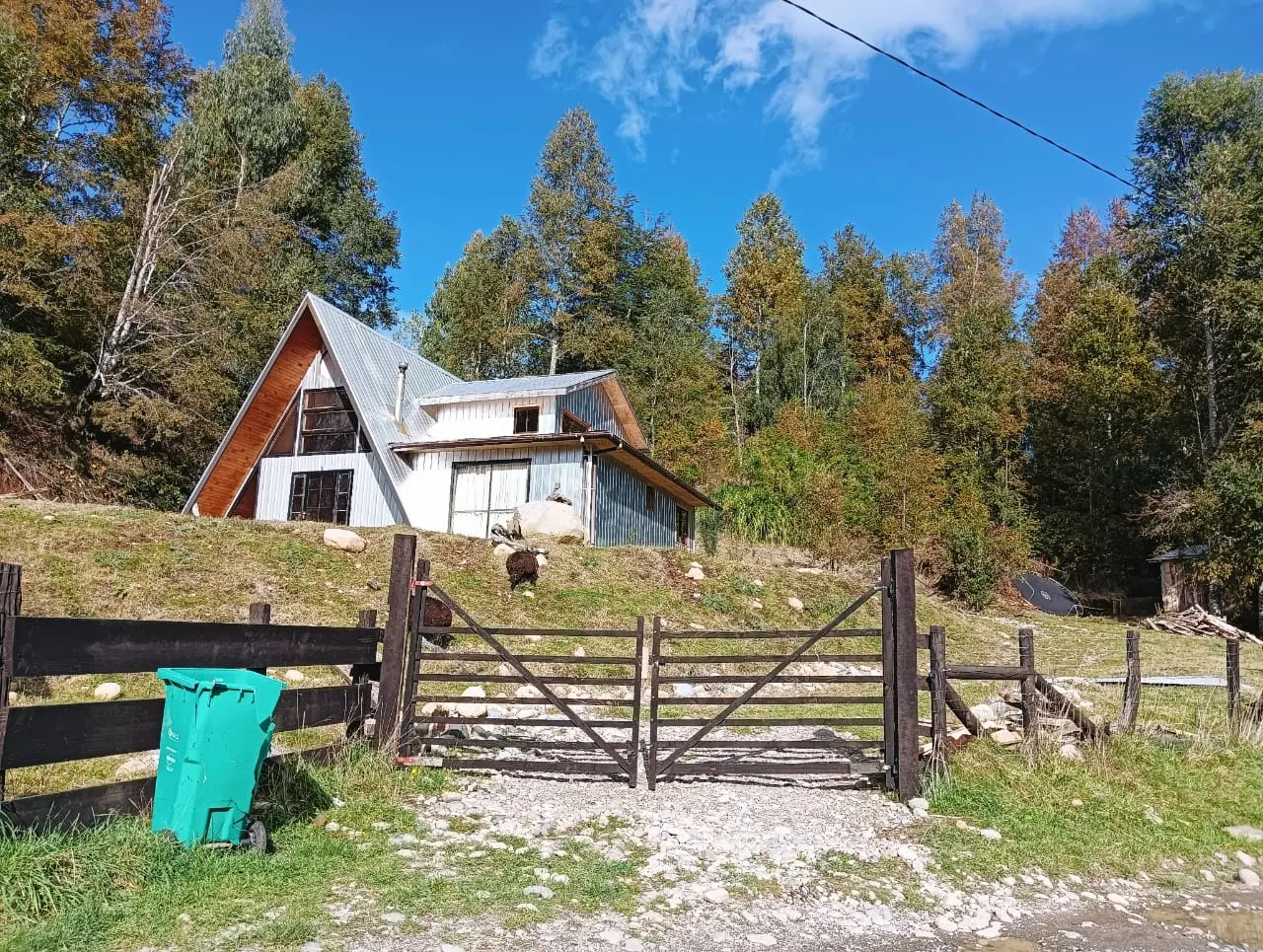 Vendo parcela con casa de dos pisos sector Camino Viejo Paillaco