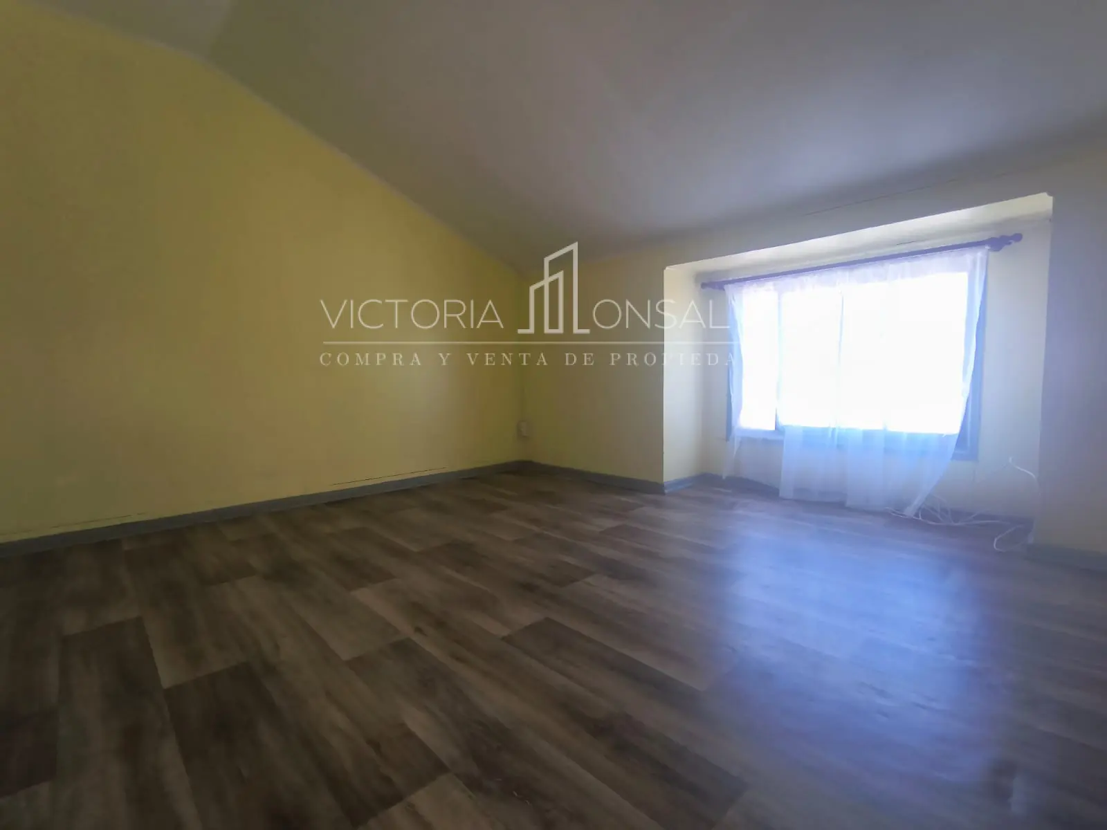 Arriendo Departamento en Calle Carlos Anwandter